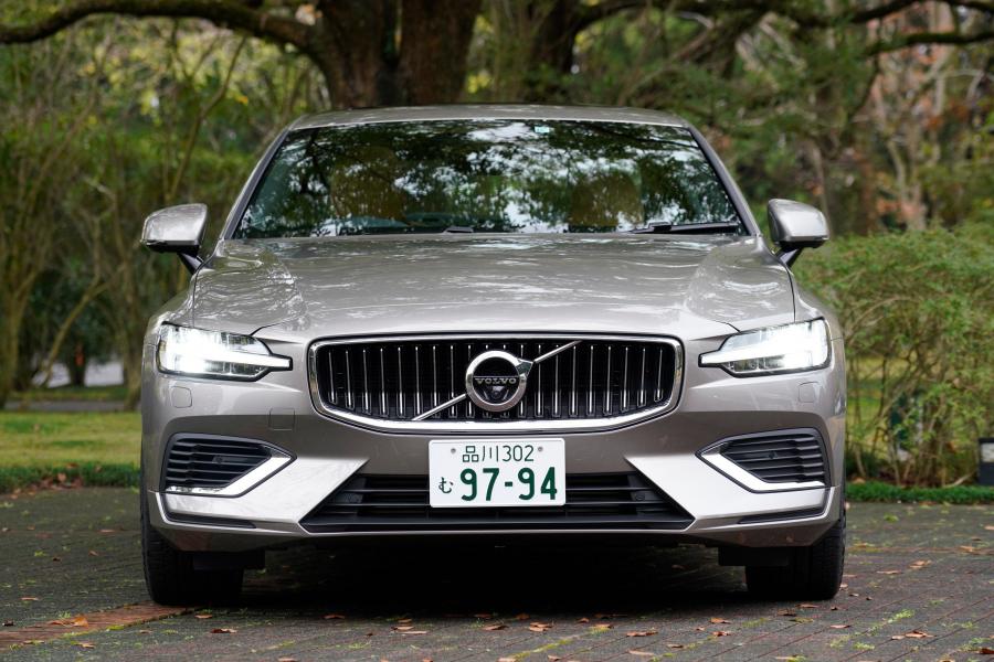  Volvo S60 T6 Inscription 2016 года  (JP) (фото 32 из 35)